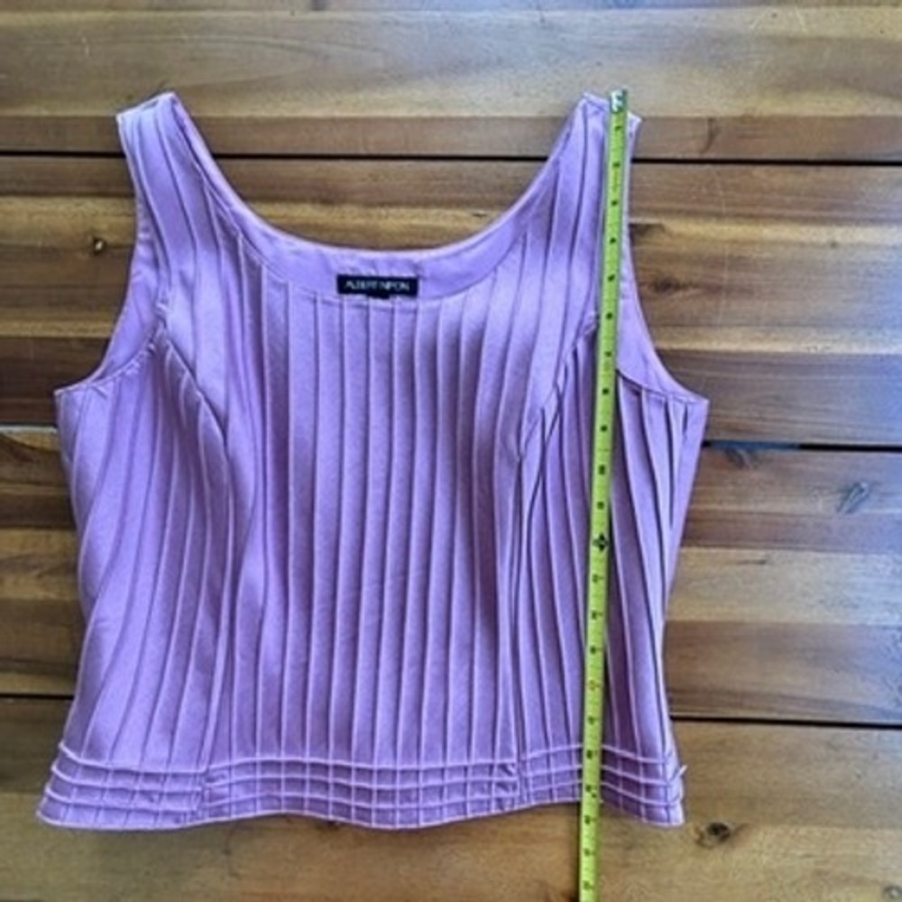 Albert Nipon Silk Pleated Tank Top Lilac Sleeveless Blouse Size 10 - Picture 5 of 8